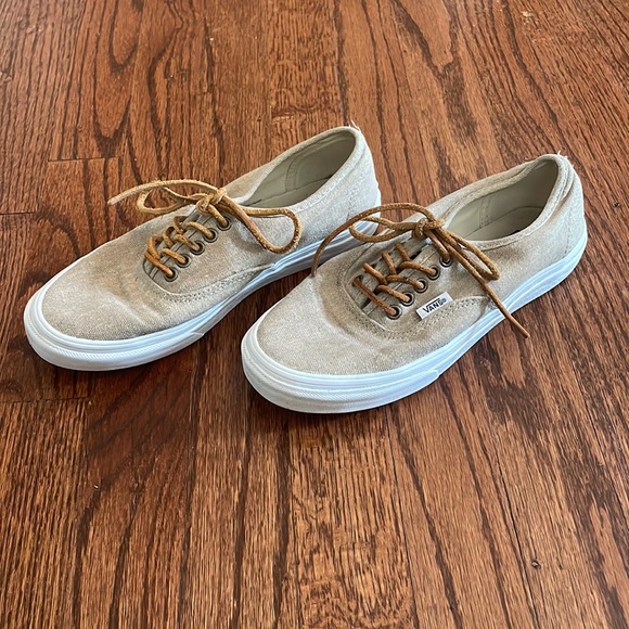 VANS Authentic Slim Sneakers - Picture 2 of 6